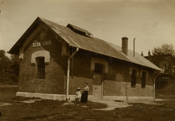 Nieistniejący budynek nadszybia Loiss z 1892 r. fot.Jan Czernecki