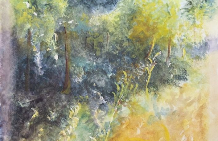 Pejzaż z rozmytych farb w kolorze żółto-niebieskim przedstawiający drzewa i krzewy w lesie.
