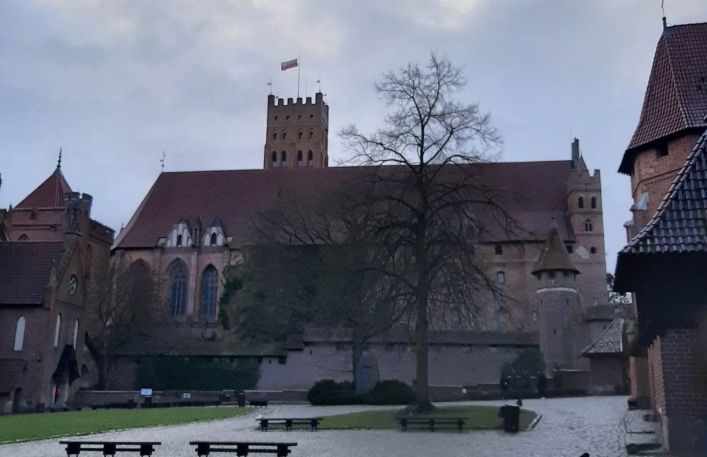 Zamek w Malborku- zdjęcie od strony dziedzińca.